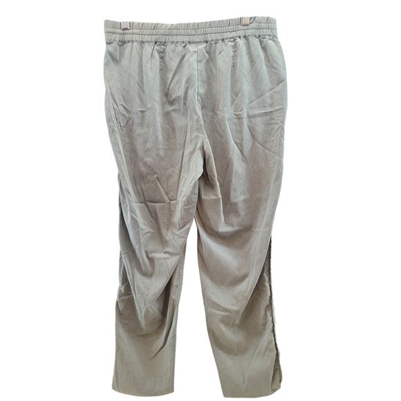 J. Jill Pull On Pants S Sage Green Lyocell Tapered Casual Pockets EUC - Picture 2 of 10